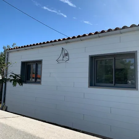 Maison La Tranche Sur Mer Deux Chambres Feriehus